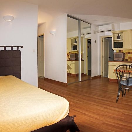 Residence Hoteliere Scudo Ajaccio  Exteriör bild