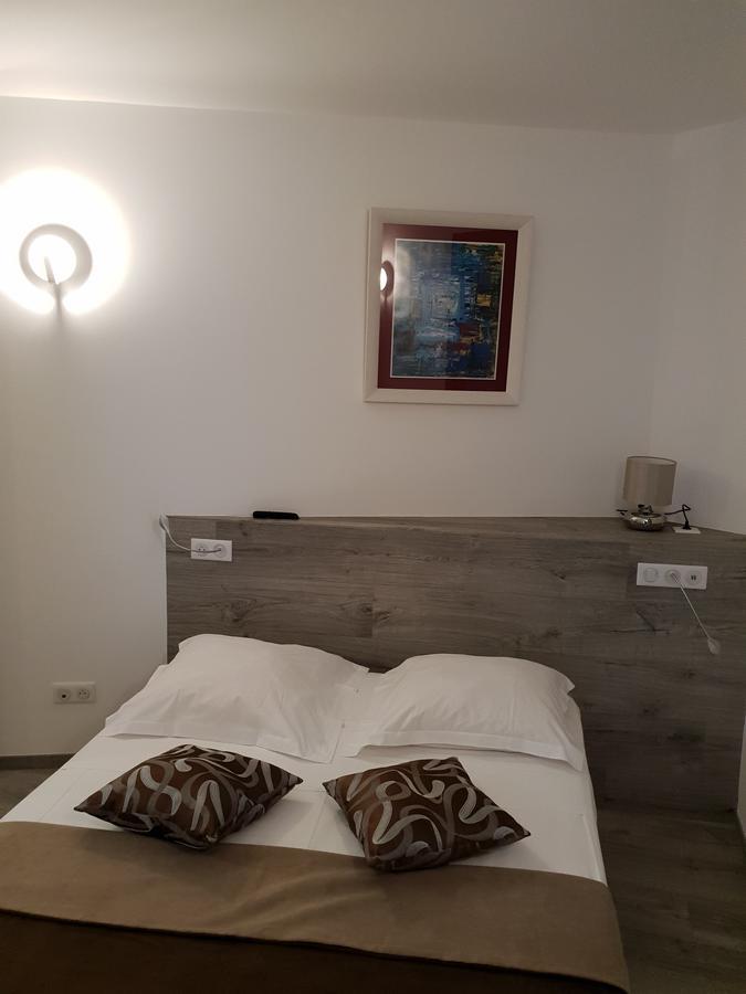 Residence Hoteliere Scudo Ajaccio  Exteriör bild