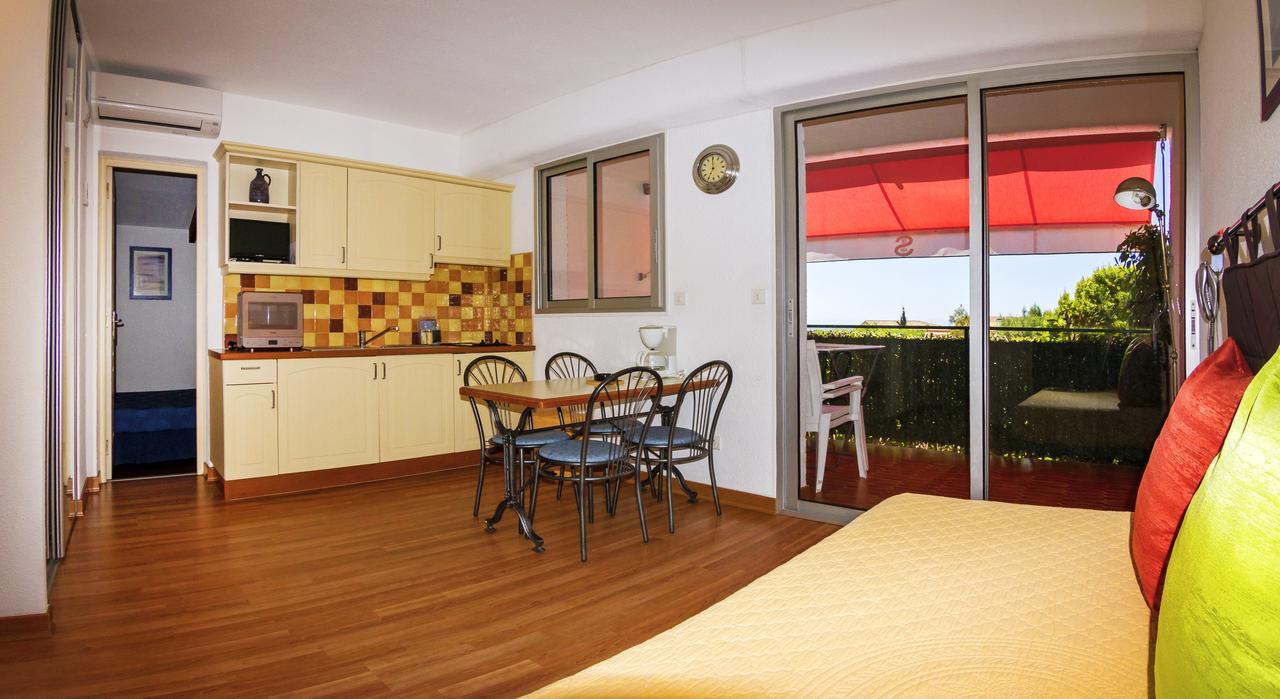 Residence Hoteliere Scudo Ajaccio  Exteriör bild