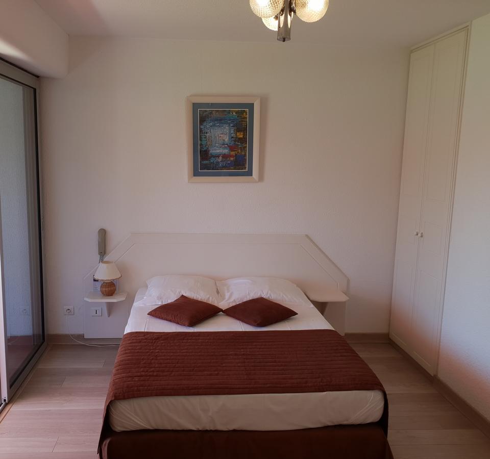 Residence Hoteliere Scudo Ajaccio  Exteriör bild