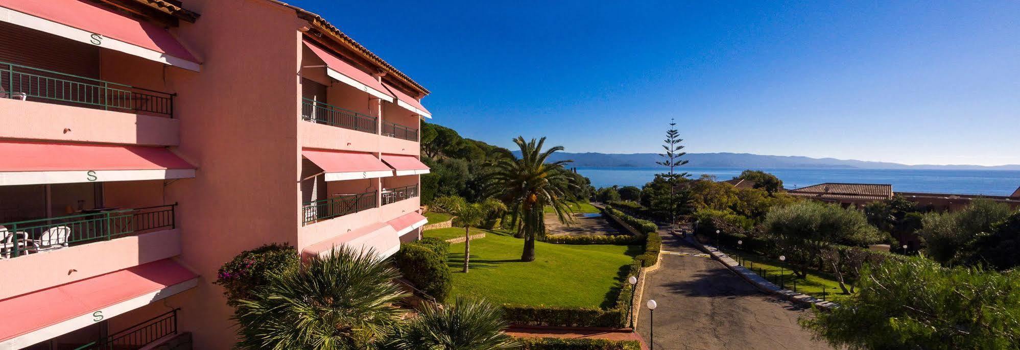 Residence Hoteliere Scudo Ajaccio  Exteriör bild