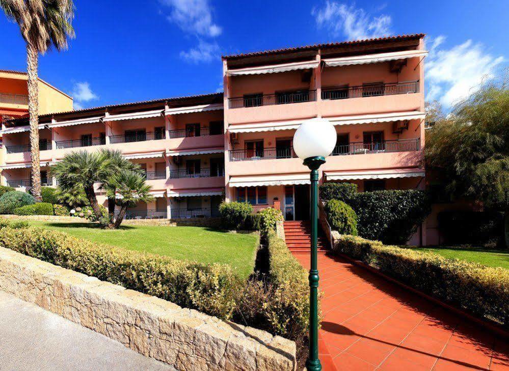 Residence Hoteliere Scudo Ajaccio  Exteriör bild